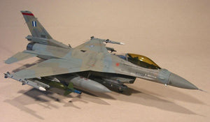 Hasegawa D18 F-16CJ Block 50 1/72 – obrázek 3