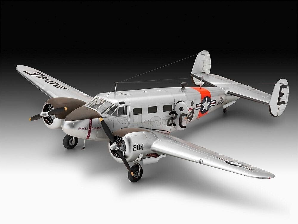 Revell 03811 Beechcraft Model 18 1/48 – Bild 8