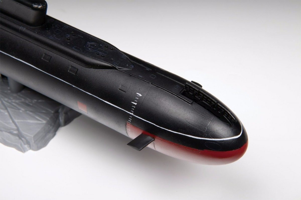 Zvezda 9058 SSBN &amp;quot;Borey&amp;quot; Nuclear Submarine 1/350 – image 3