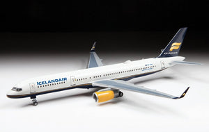 Zvezda 7032 Civil airliner Boeing 757-200 1/144 – immagine 2