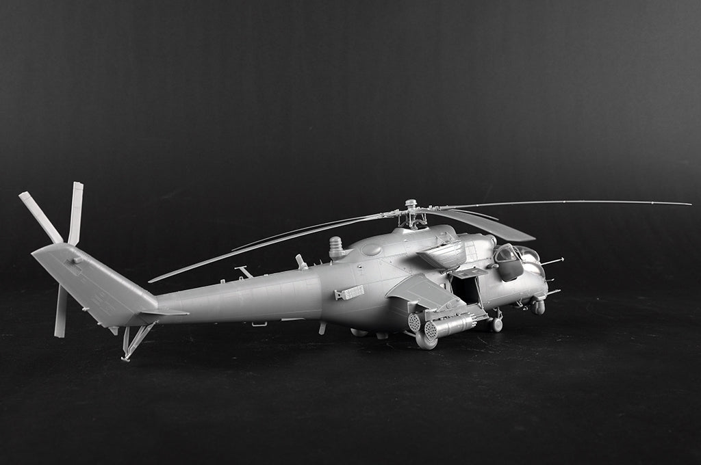 Trumpeter 05830 Mi-35M Hind-E 1/48 – image 12