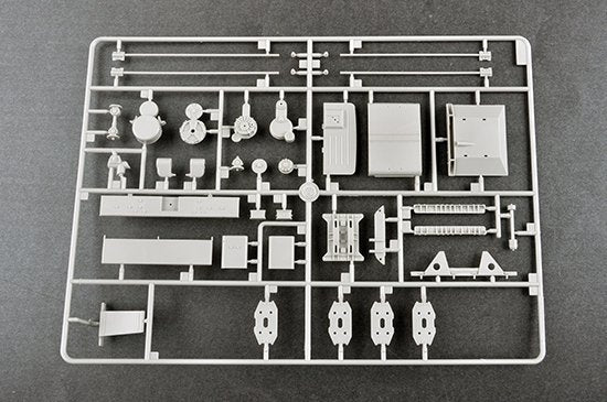Trumpeter 01065 MAZ-537G Late Production type with ChMZAP-9990 semi-trailer 1/35 – obrázek 12