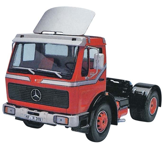 Revell 07467 Mercedes-Benz 1628S avec aileron (1/24) 