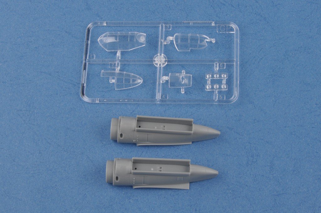 Hobby Boss 80298 Soviet Tu-2 Bomber 1/72 – image 7