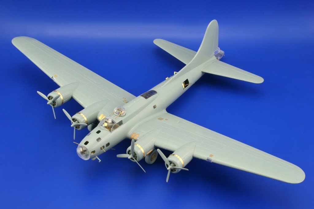 Eduard 72468 B-17E/ F exterior 1/72 ACADEMY MINICRAFT – image 2