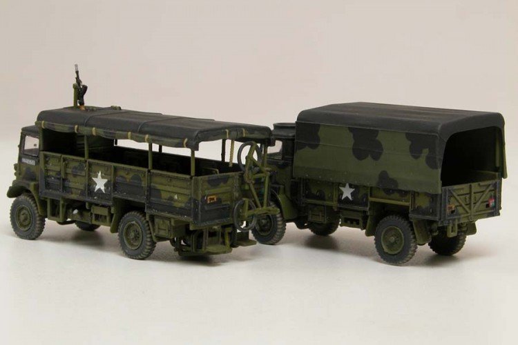 Airfix 03306A Bedford QLT And Bedford QLD Trucks 1/76 – obrázek 3