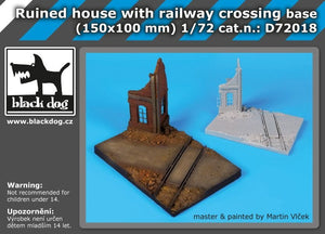 Black Dog D72018 Ruined house with railway crossing base 1/72
