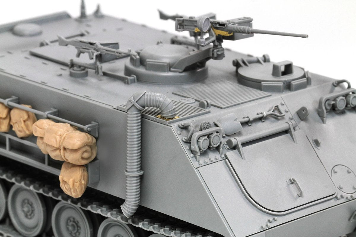 Dragon 3608 IDF M113 Armored Personnel Carrier Yom Kippur War 1973 1/35 – obrázek 3