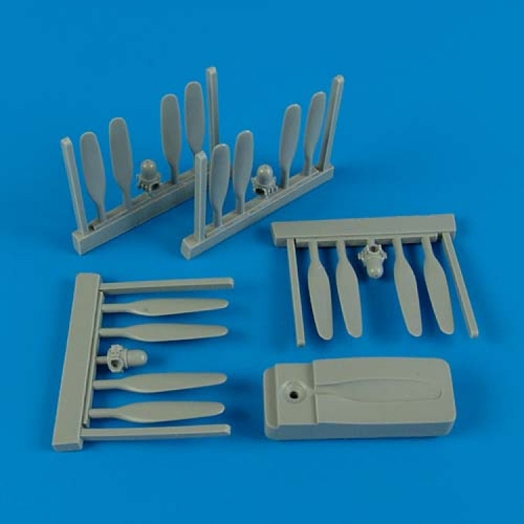 Quickboost QB32329 B-24 Liberator propeller w/tool Academy 1/32