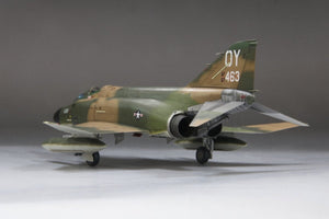 Fine Molds FP47S US AIR FORCE F-4D Jet Fighter The First MiG Ace 1/72 – obrázek 9