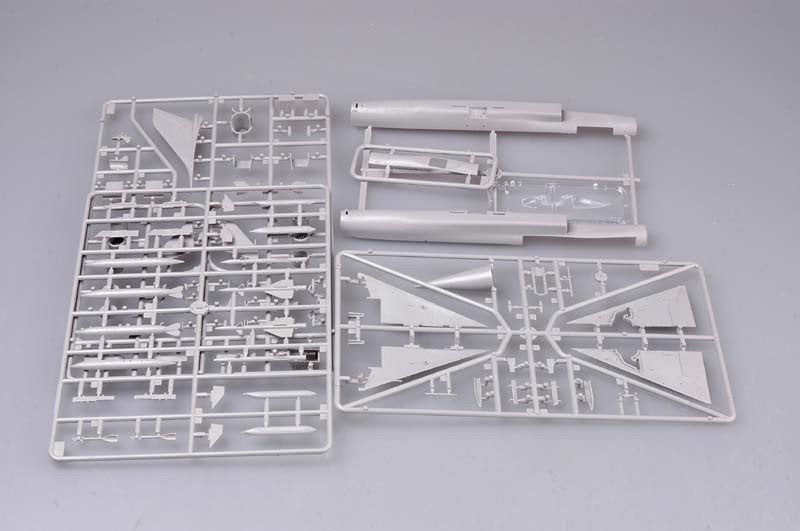 Trumpeter 01624 Su-15 Flagon-A 1/72 – obrázek 2
