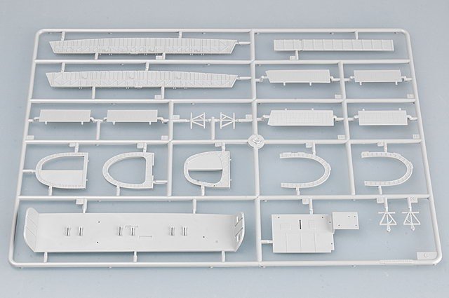 Trumpeter 02823 WELLINGTON Mk.III 1/48 – image 3