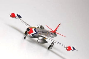 Hobby Boss 80247 F-84G Thunderjet Fighter 1/72 – Bild 4