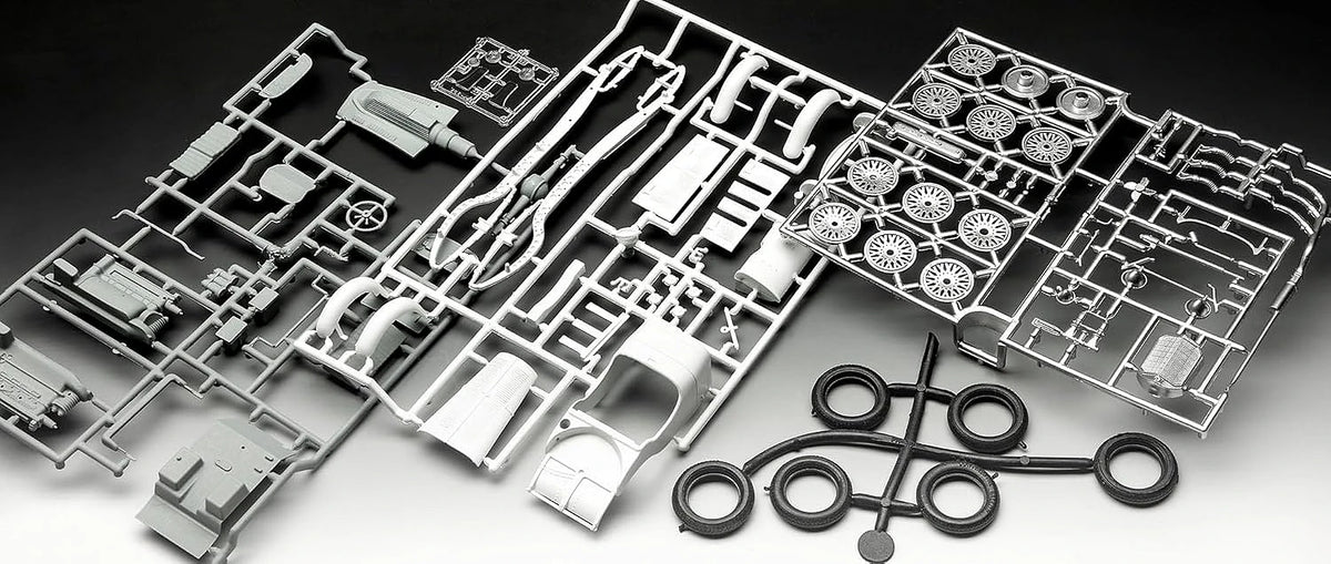 Revell 77737 Starter Kit Mercedes-Benz SSKL 1/32 – obrázek 7