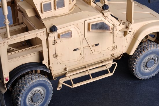 Trumpeter 00930 US M-ATV MRAP 1/16 – Bild 7