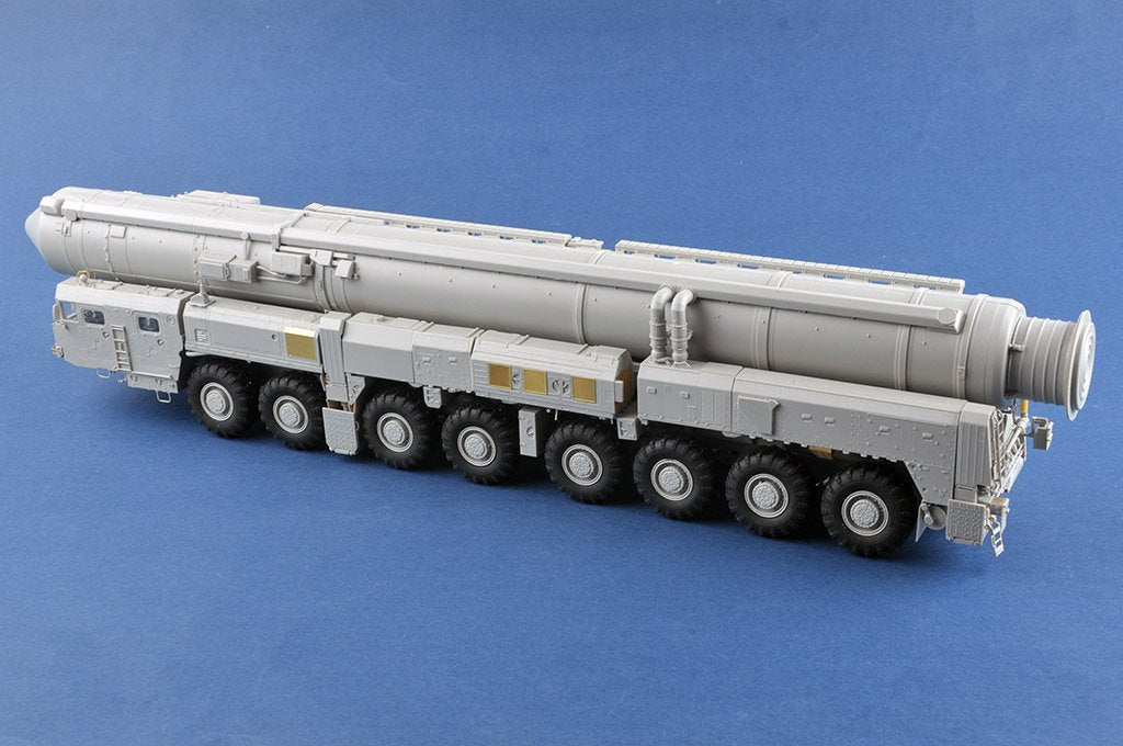 Trumpeter 01082 15U175 TEL of RS-12M1 Topol-M ICBM complex 1/35 – obrázek 4