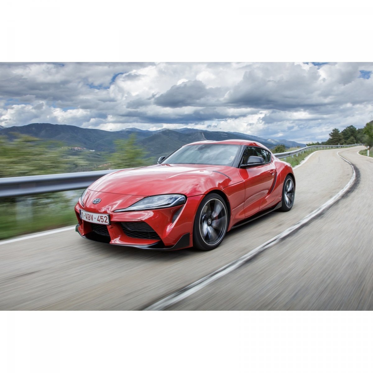 Mr. Paint MRP-C019 Toyota GR Supra Prominence Red 30ml – image 2