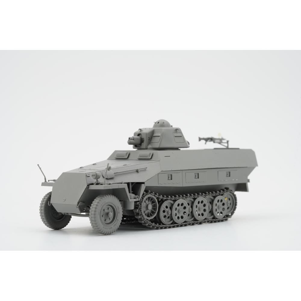 Border Model BT-042 Sd.Kfz.251 Ausf.D w/ R35 Turret 1/35 – image 3