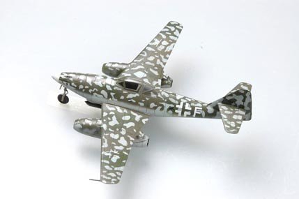 Hobby Boss 80248 Me262 A-2a Bomber 1/72 – image 5