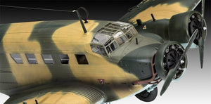 Revell 03918 Junkers Ju52/3m Transport 1/48 – image 3