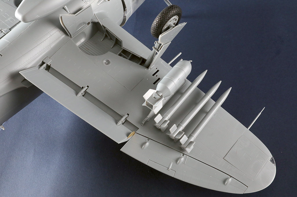 Trumpeter 02427 Republic P-47 D Thunderbolt Razorback 1/24 – zdjęcie 5