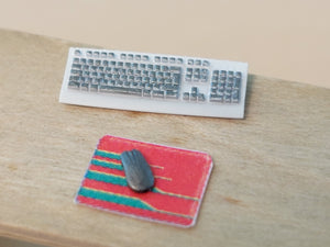 Point of no Return 3524057 PC with monitor, keyboard, mouse and decals / PC with monitor, keyboard, mouse and decals 1/35 – image 3