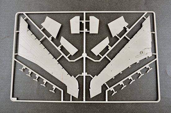 Trumpeter 02246 F-100F Super Saber 1/32 – Bild 12
