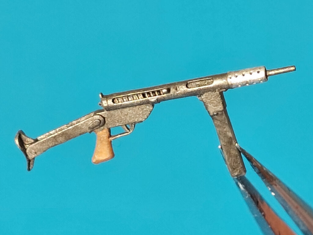 Point of no Return 3524053 Błyskawica submachine gun / Machine Gun 1/35 – image 4