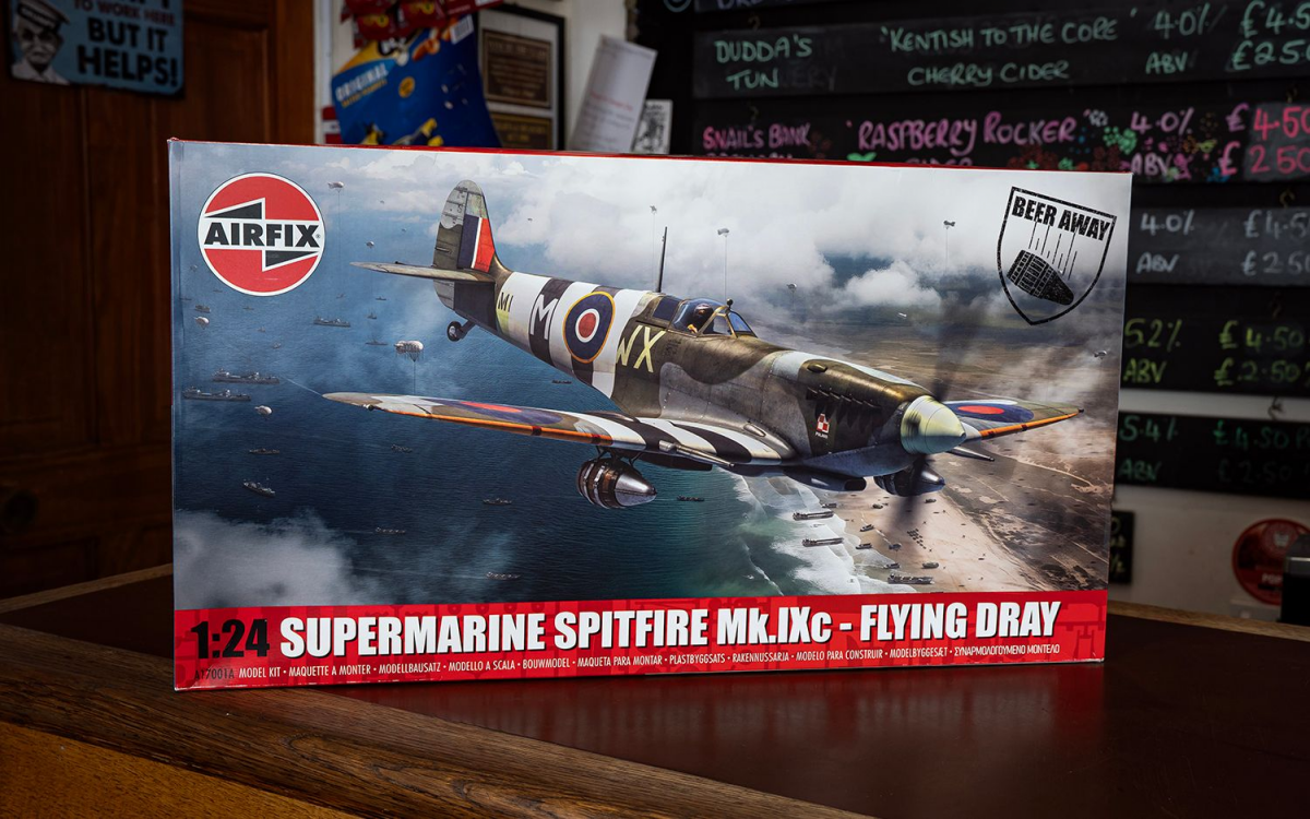 Airfix 17001A Supermarine Spitfire Mk.IXc - Flying Dray 1/24