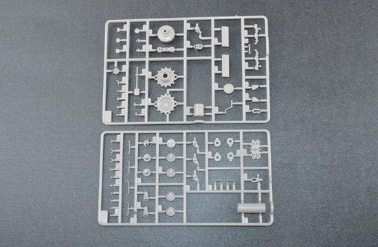 Trumpeter 05573 Soviet JS-4 Heavy Tank 1/35 – image 8