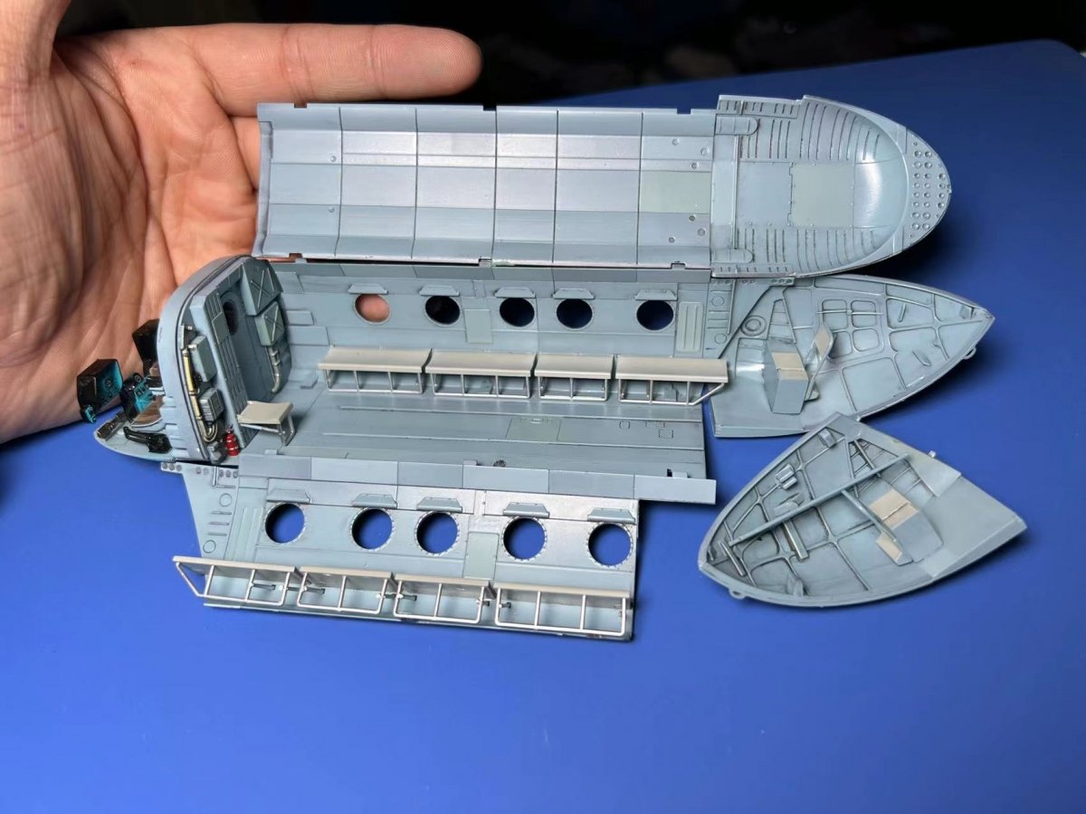 AMK 88010 Mi-17 Hip Early 1/48 – obrázek 22