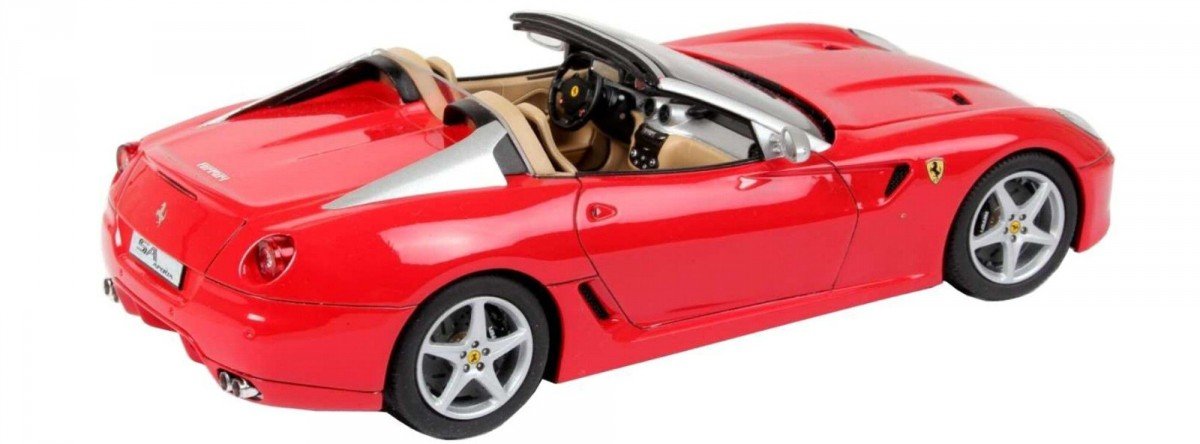 Revell 07090 Ferrari SA Aperta 1/24 – obrázek 4