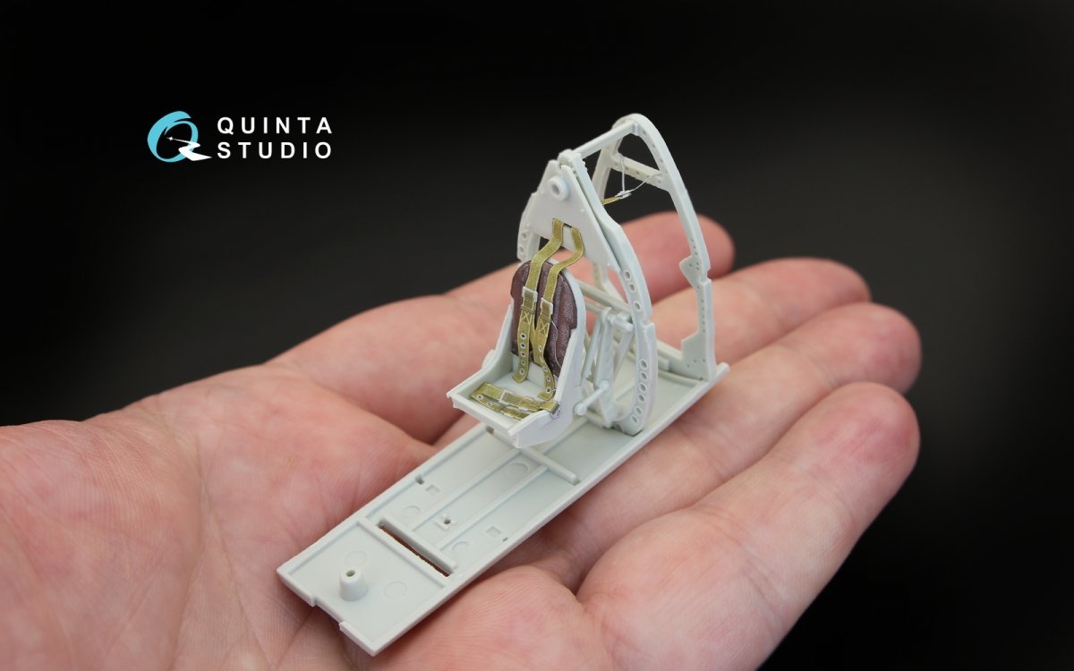 Quinta Studio QD32043 Spitfire Mk. II 3D-Printed &amp;amp; colored Interior on decal paper (for Revell kit) 1/32 – Bild 6