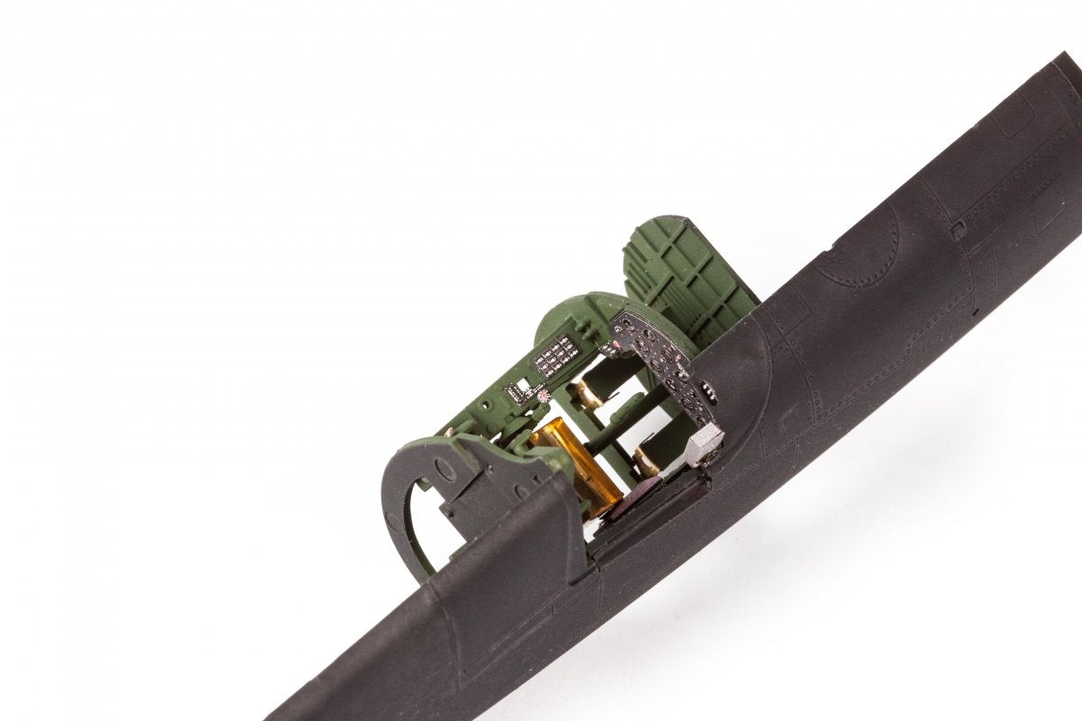 Eduard 491342 F4U-1D HOBBY BOSS 1/48 – immagine 7