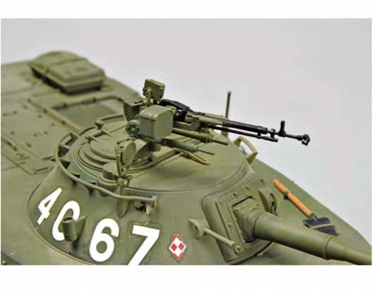 Trumpeter 00382 Polish PT-76B Amphibious Tank 1/35 – image 4