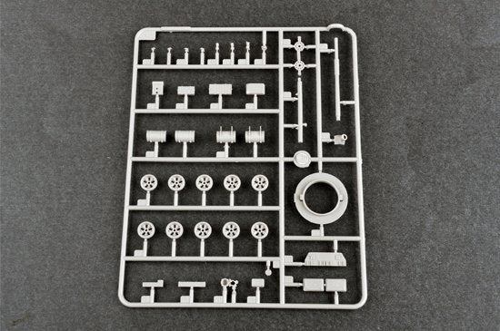 Trumpeter 07146 Russian T-62 Main Battle Tank Mod.1962 1/72 – image 4