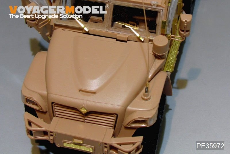 Voyager Model PE35972 Modern British Husky TSV Basic For MENG VS-009 1/35 – image 17