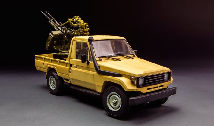 Meng Model VS-005 PICKUP w/ZPU-2 1/35 – image 5