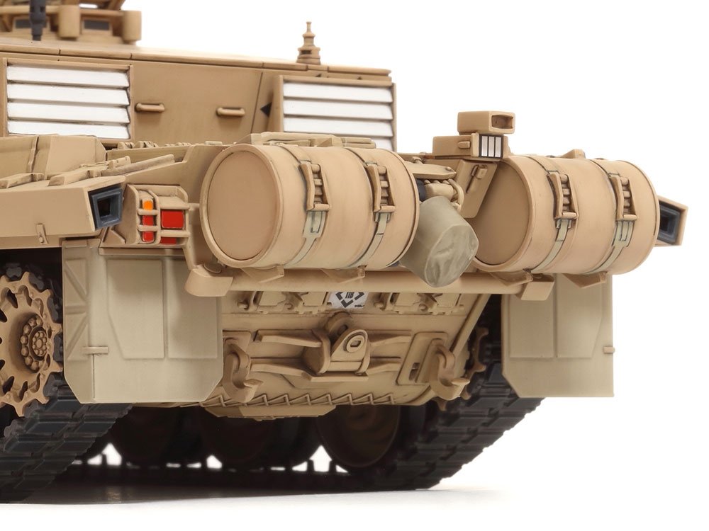 Tamiya 32601 British Main Battle Tank Challenger 2 (Desertised) 1/48 – image 6