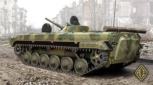 ACE 72107 Soviet IFV BMP 1 in action 1/72