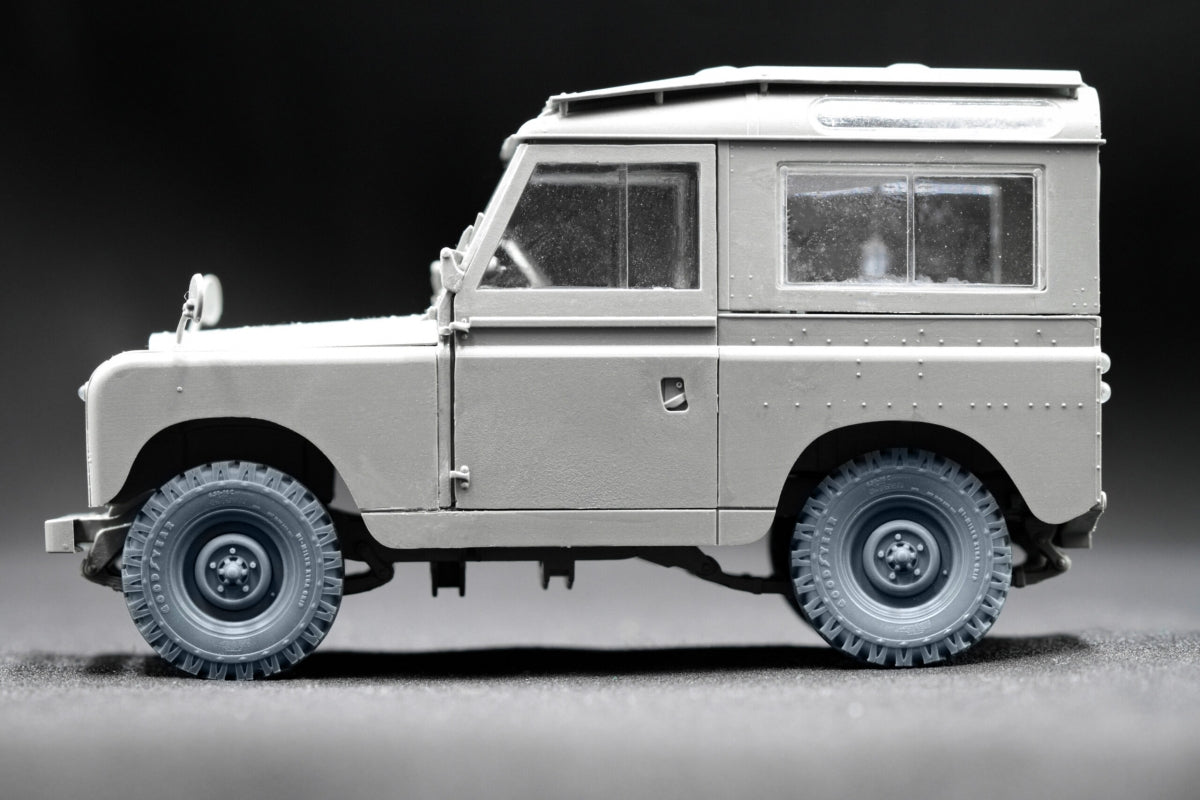 ScaleX WM 35020 L. Rover 88 6.5 small Ordinary wheel set (for AK-Interactive) 1/35