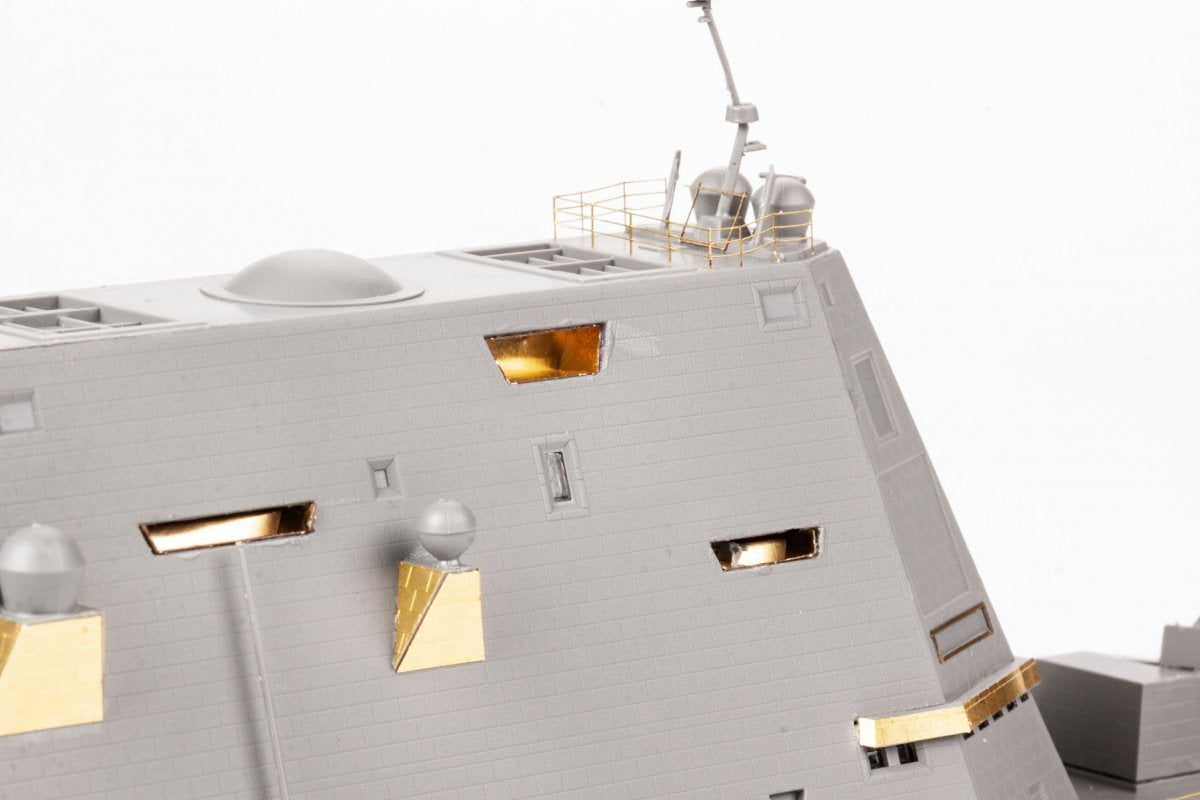 Eduard 53288 USS DDG-1000 Zumwalt SNOWMAN MODELS, TAKOM 1/350 – image 14