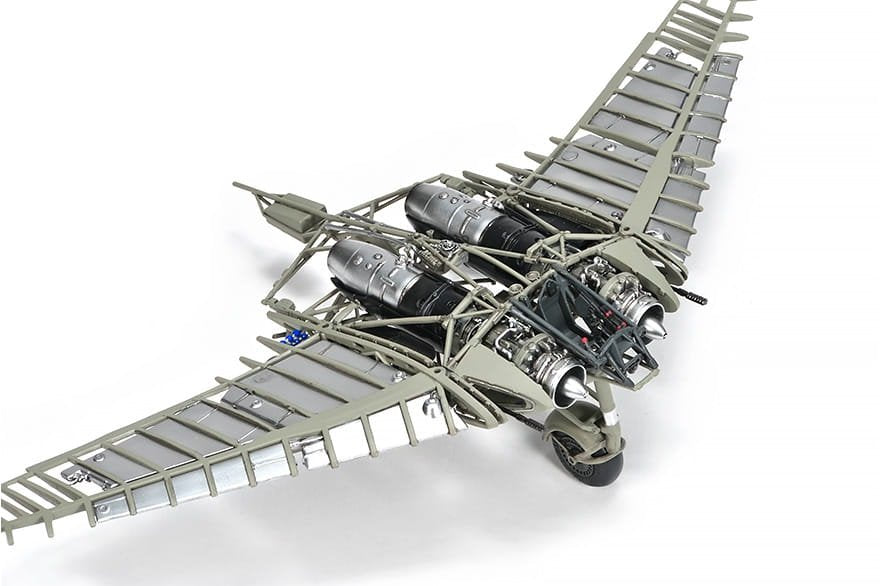 Zoukei-Mura SWS7201 Ho 229 Horten 1/72 &amp;amp; 1/144 – obrázek 4