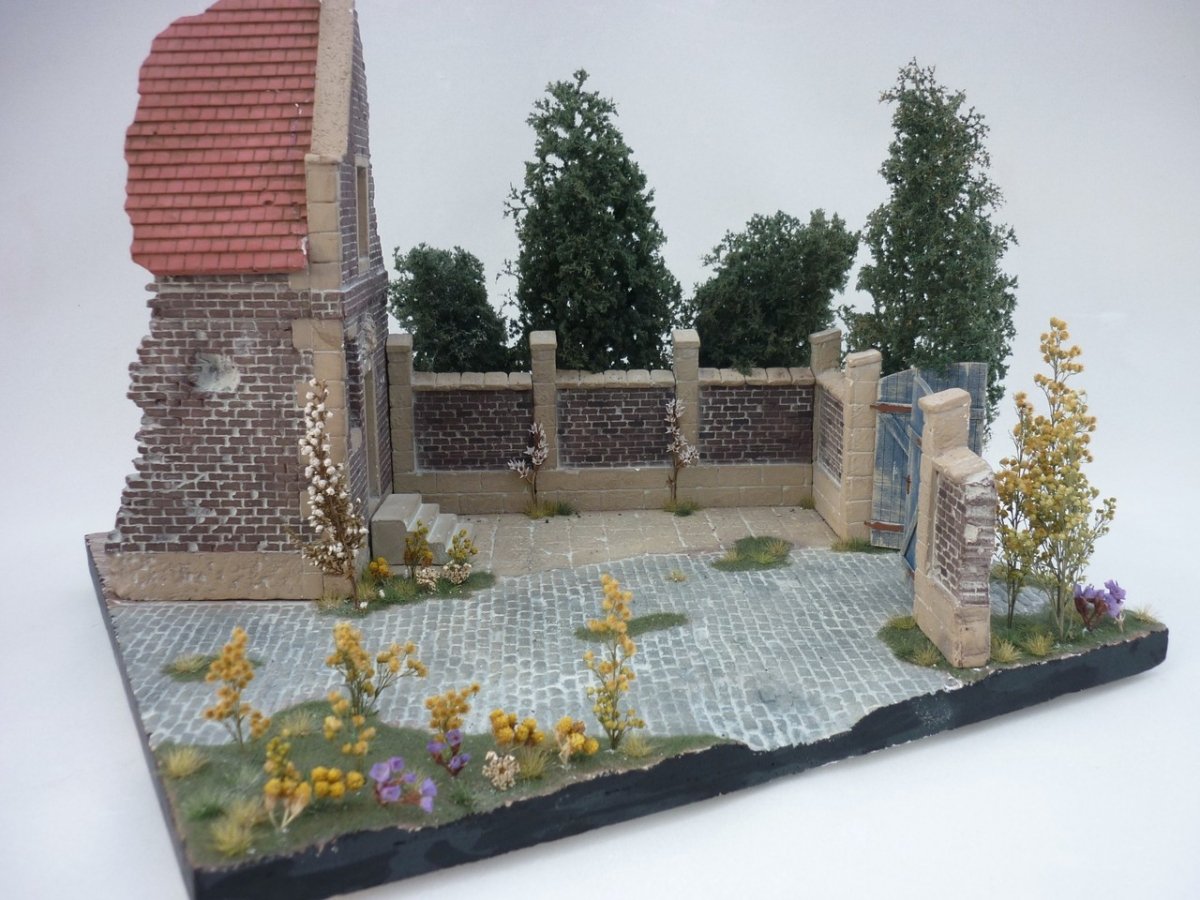 RT-Diorama 35214 Diorama-Base:&amp;quot;Backyard&amp;quot; 1/35 – obrázek 8