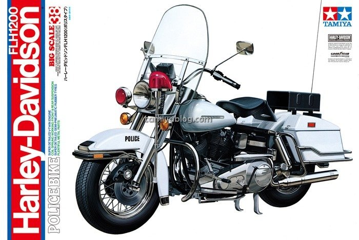 Tamiya 16038 Harley Davidson FLH1200 - Police Bike 1/6