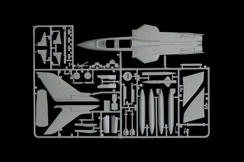 Italeri 1336 Tornado IDS/ECR Special Colors 1/72 – image 6