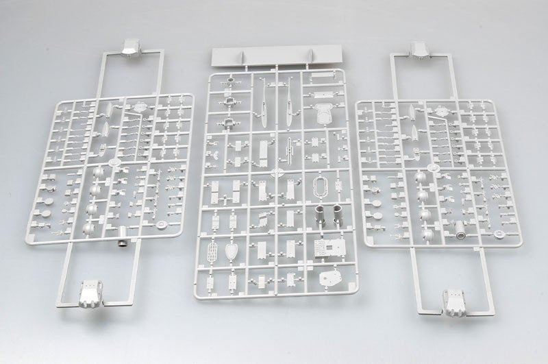 Trumpeter 05313 German Heavy Cruiser Prinz Eugen 1945 1/350 – obrázek 7