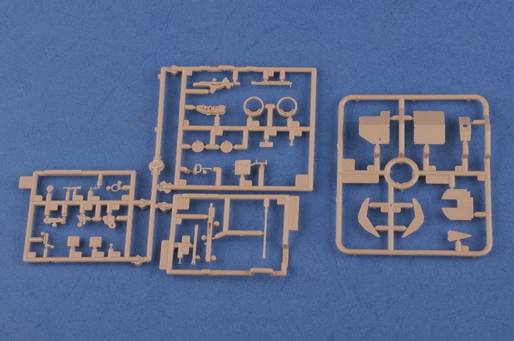 Hobby Boss 80148 2cm Flak38 Late Version/Sd. Ah 51 1/35 – obrázek 4
