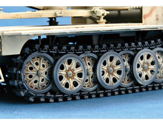 Trumpeter 01526 German Sd.Kfz.7/2 3.7cm Flak 37 auf Selbstfahrlafette Late 1/35 – image 6