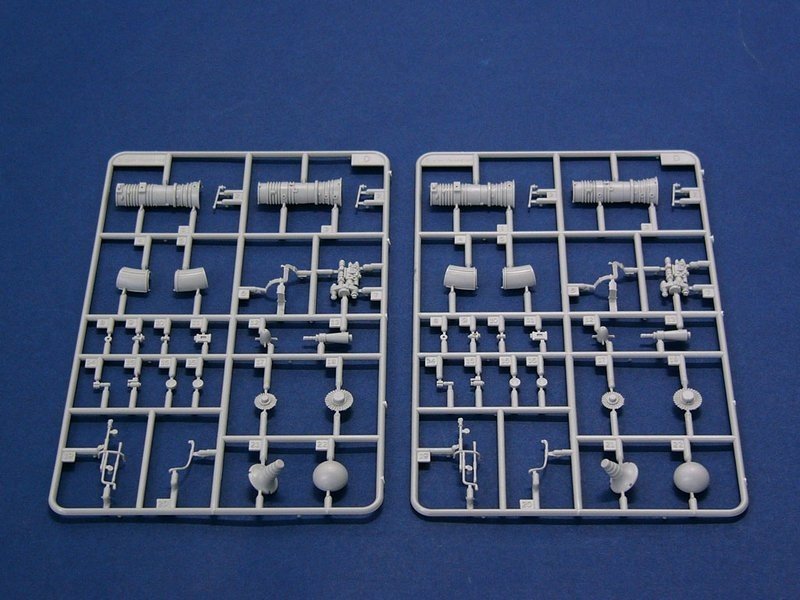 Trumpeter 05102 Mi-8MT/Mi-17 Hip-H Helicopter 1/35 – Bild 8